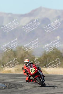 media/Dec-04-2025-Racers Edge (Thu) [[5ebc9f124d]]/3-B Group/1-Session 1 (Turn 7)/